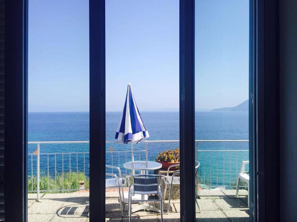 Appartamenti La Terrazza Sulle Ghiaie - Goelba Portoferraio Zewnętrze zdjęcie