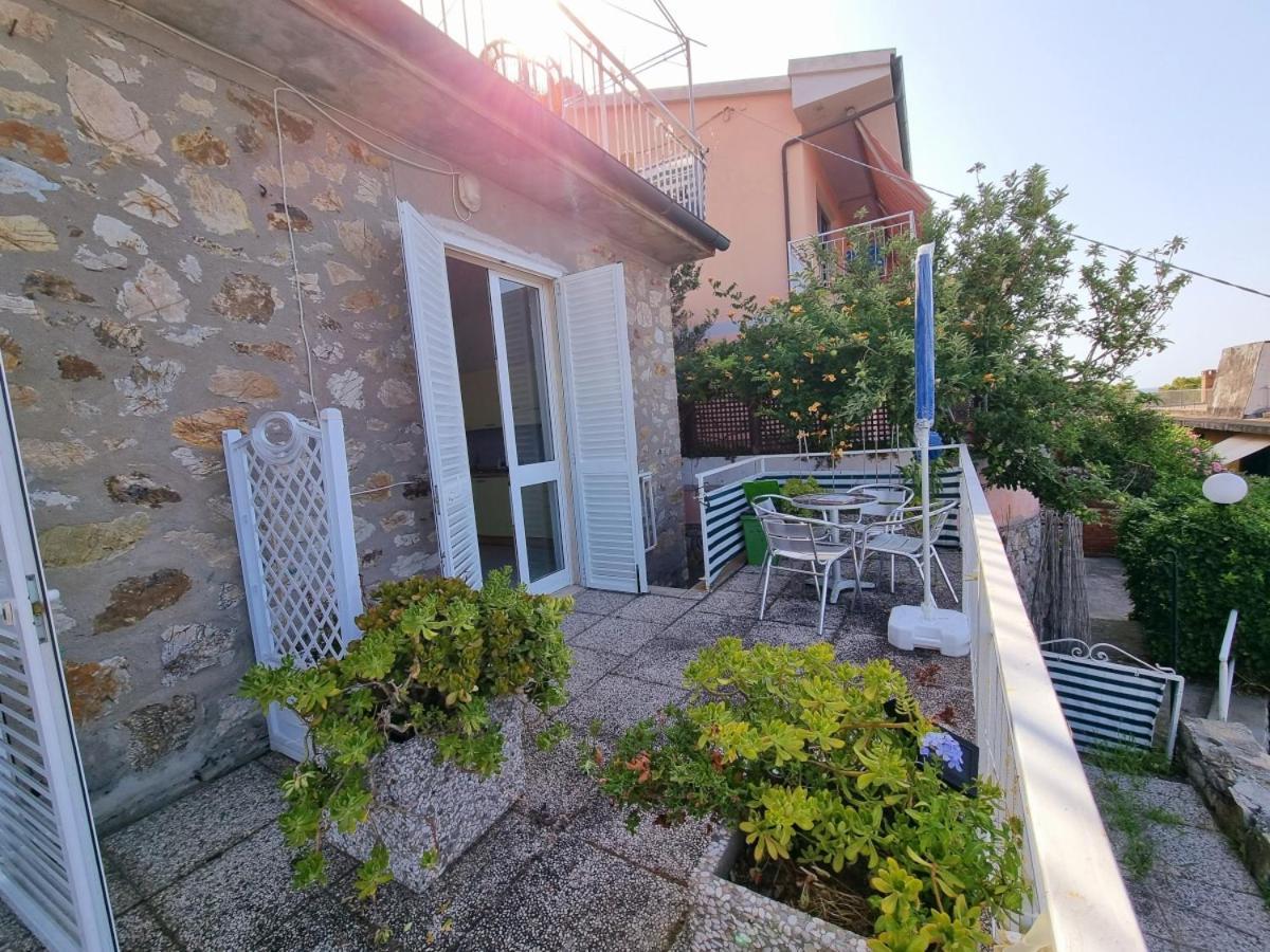 Appartamenti La Terrazza Sulle Ghiaie - Goelba Portoferraio Zewnętrze zdjęcie