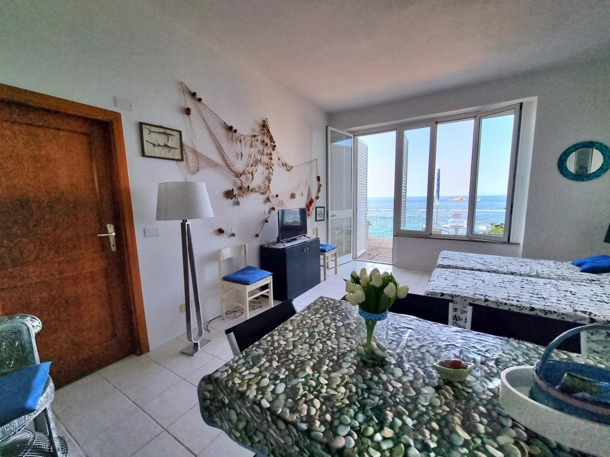 Appartamenti La Terrazza Sulle Ghiaie - Goelba Portoferraio Pokój zdjęcie